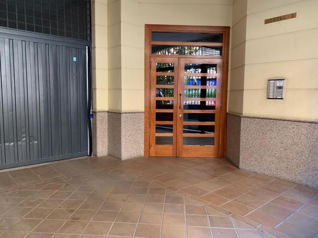 Apartamento Con Encanto Y Parking Privado Y Gratuito Granada Buitenkant foto